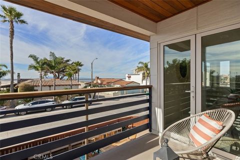 Tiny photo for 3124 Ocean Drive, Oxnard, CA 93035 (MLS # SR26012446)