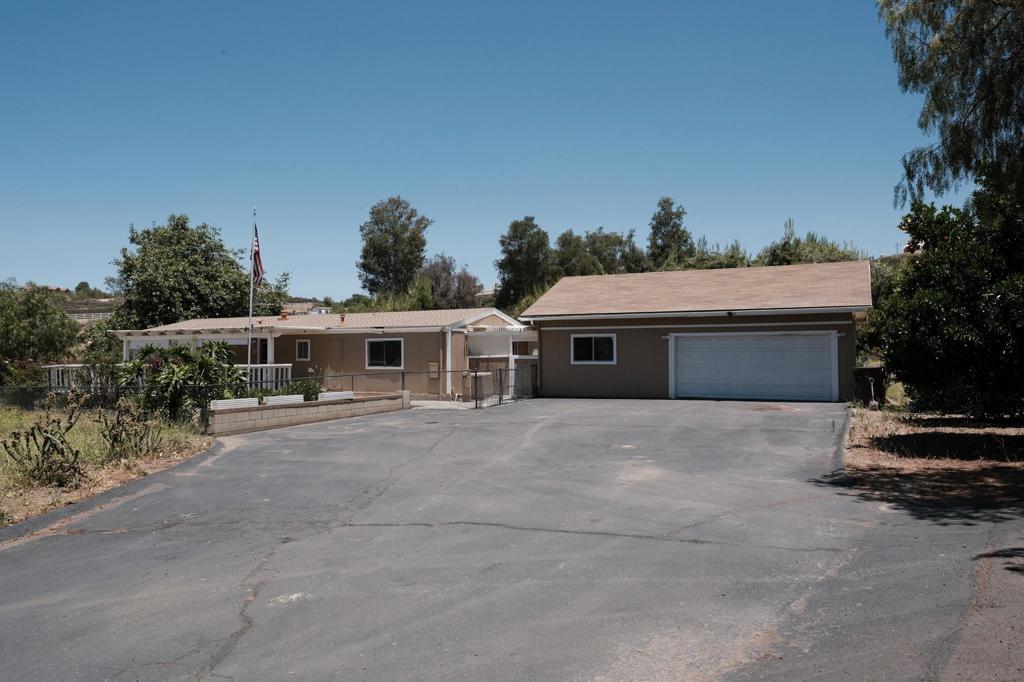 38865 Calle Breve
