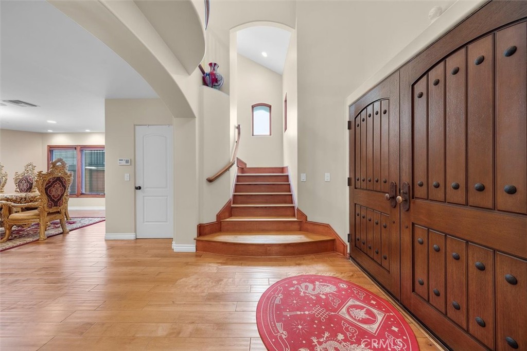 116 Termino Avenue
