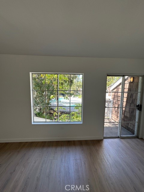 Lake Grove (LAKG) - Residential