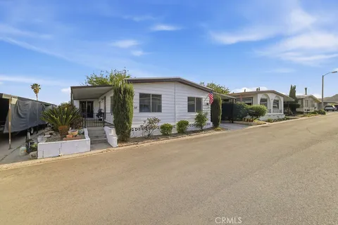 MLS: HD26077772