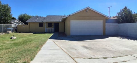 Photo of 45320 W 15th ST W, Lancaster, CA 93534 (MLS # IG26224209)