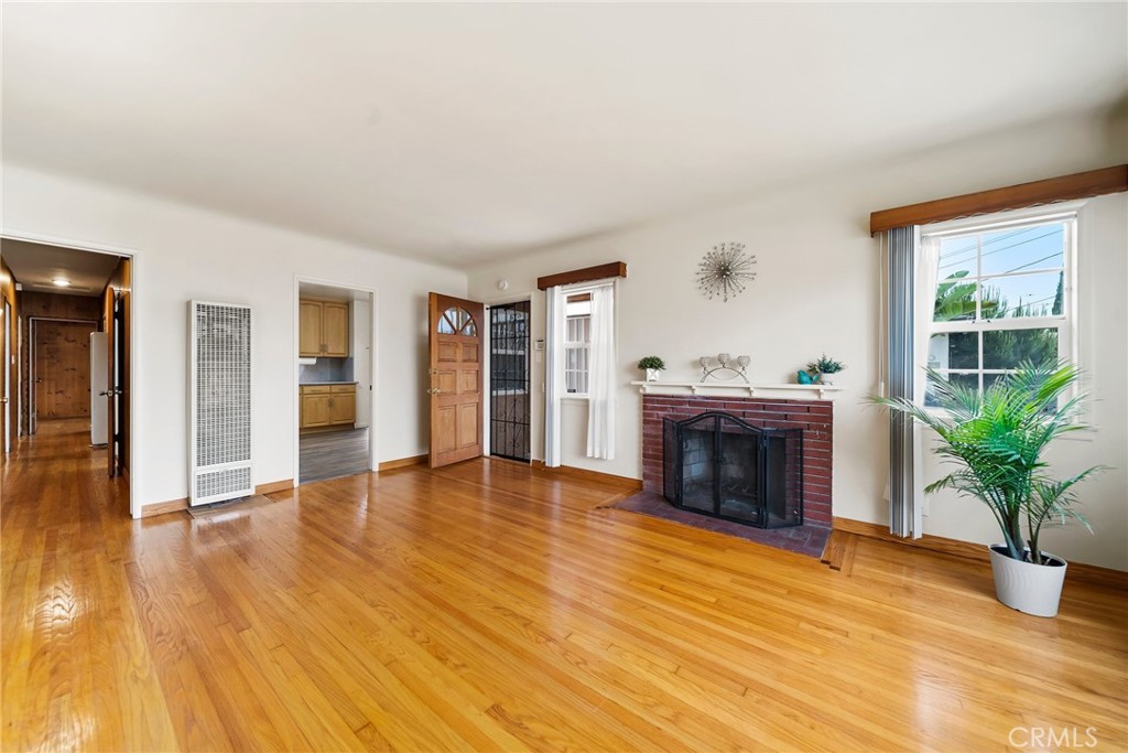 2034 W 165th Street