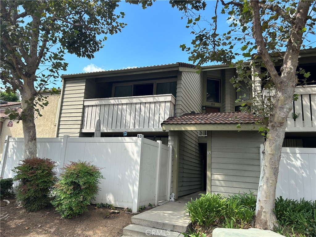 Charming condo located in a nice and quiet area of Phillips Ranch. The condo features 2 spacious bedrooms and 2 bathrooms. The loft area is on the upper level which is spacious and private, could be a bedroom or working area. One detached garage, one assigned parking space, and guest parking available. The laundry room is located at the balcony. Close to schools, freeways and walking to supermarket, shopping center. Owner pay for water, trash and HOA.