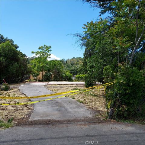 Photo of 3385 12th St, Clearlake, CA 95422 (MLS # LC26094207)