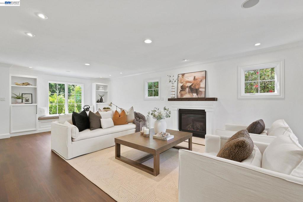 252 Livorna Heights Road