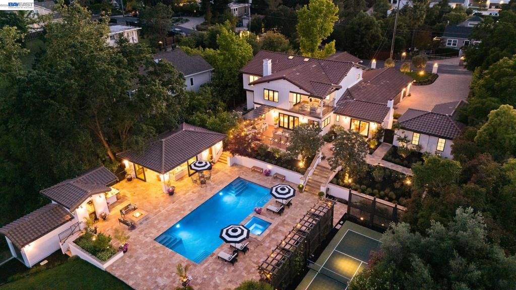 252 Livorna Heights Road