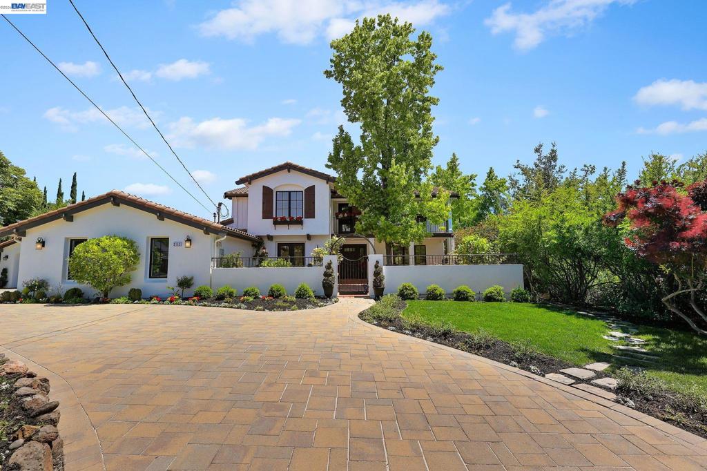 252 Livorna Heights Road