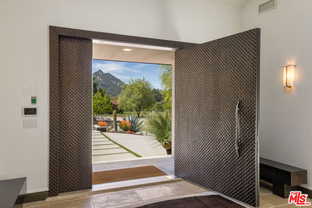 25029 Abercrombie Lane