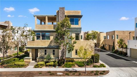 107 Carmine Irvine CA 92618