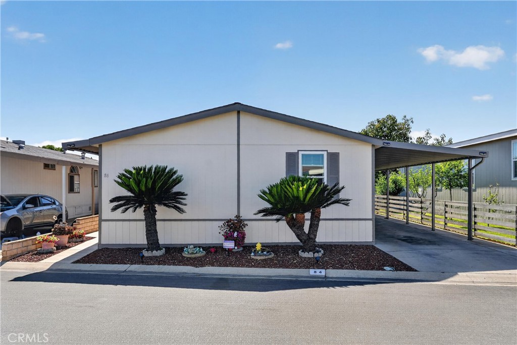 12400 Cypress Avenue 84