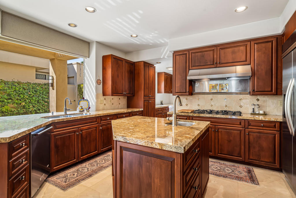 Desert Horizons C.C. - Residential