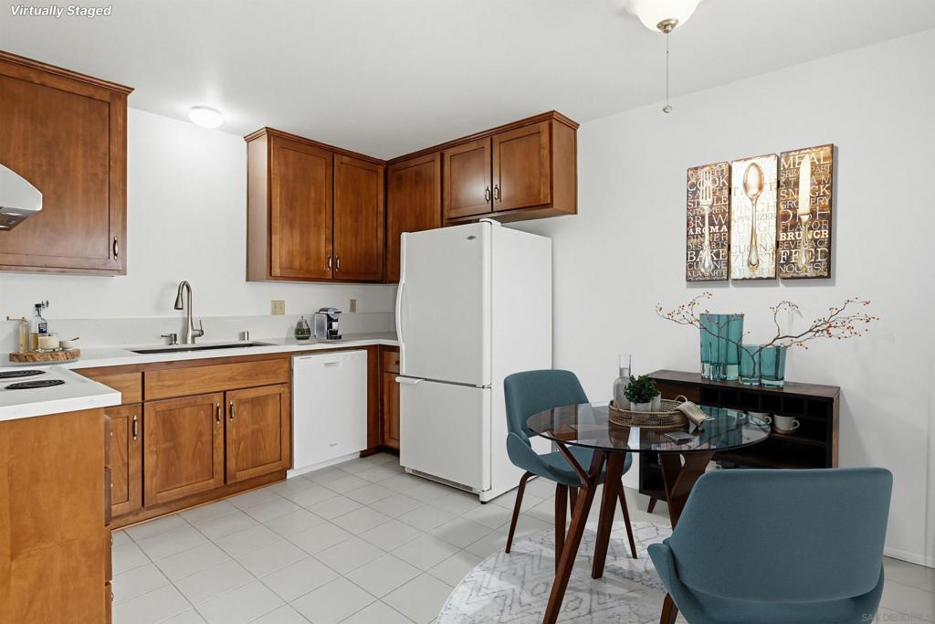 5517 Caminito Katerina