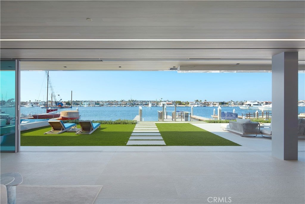 1220 W Bay Avenue, Newport Beach CA 92661 - Photo 11