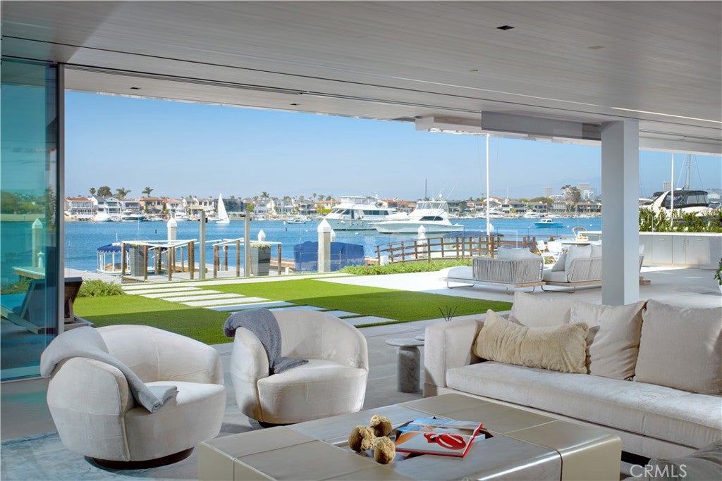 1220 W Bay Avenue, Newport Beach CA 92661 - Photo 10