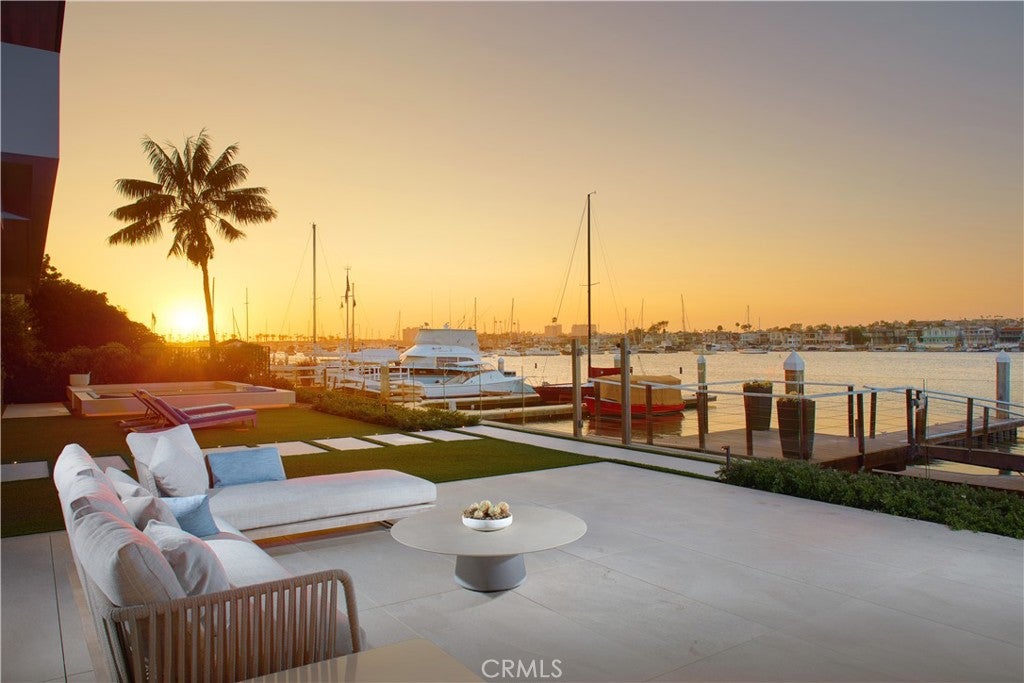 1220 W Bay Avenue, Newport Beach CA 92661 - Photo 14