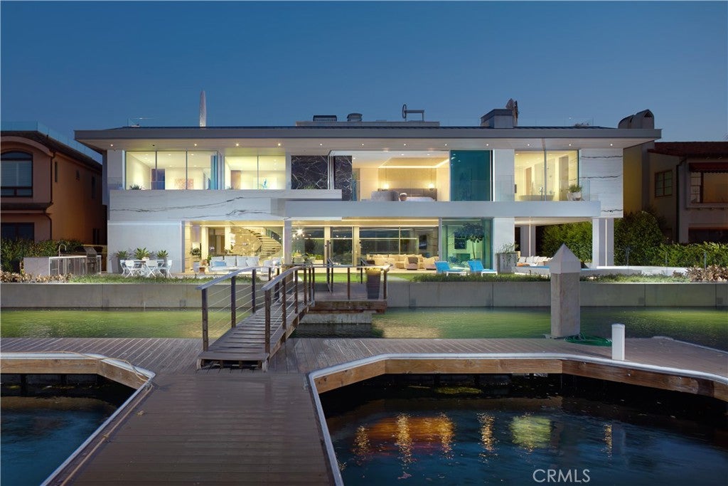 西海岸様 Ocean View Homes - Voltage Realty