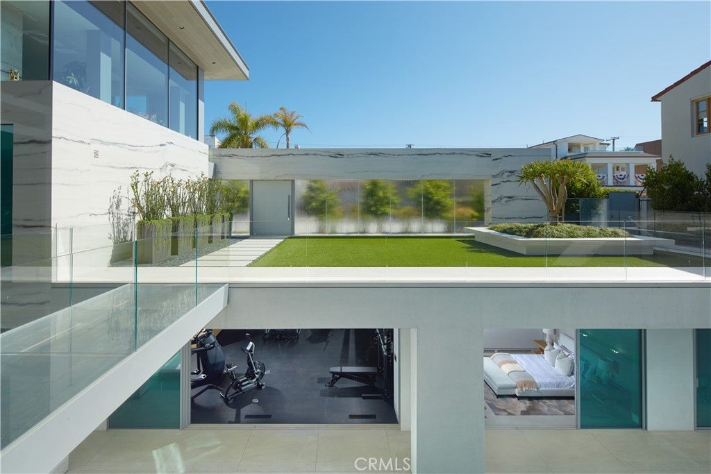 1220 W Bay Avenue, Newport Beach CA 92661 - Photo 6