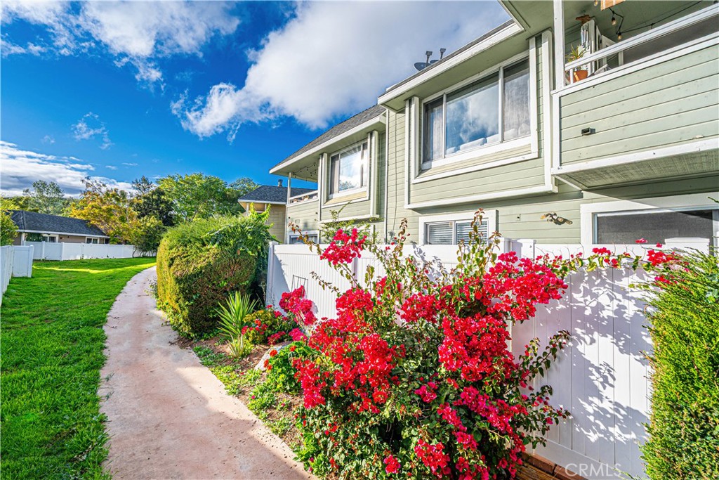 Laguna Village (LV) - Residential