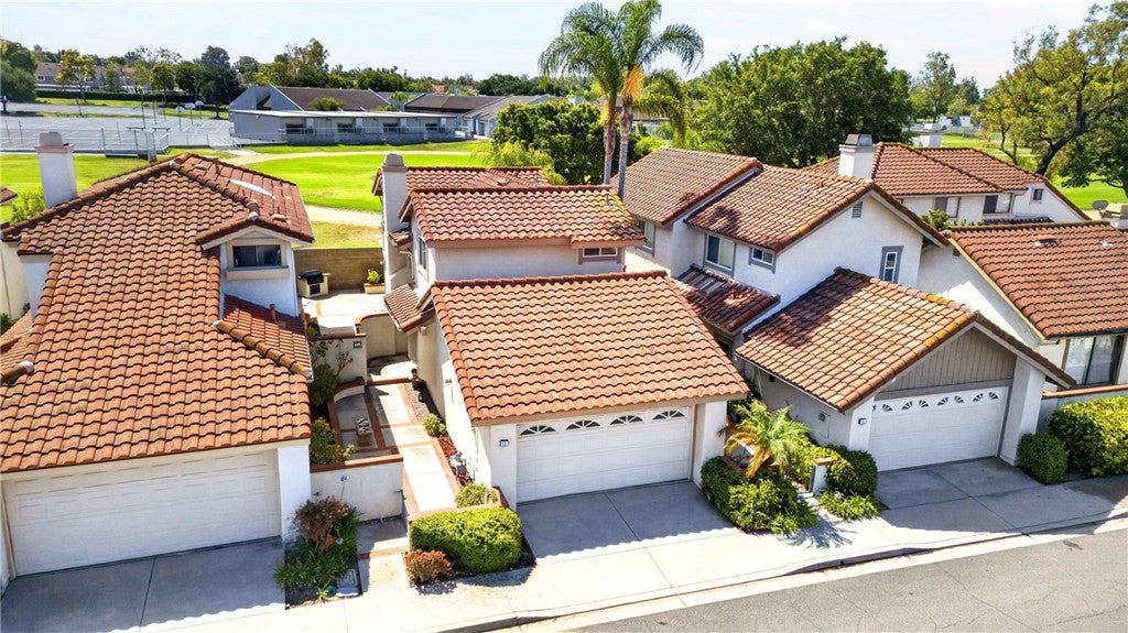 11 Milazzo, Irvine CA 92620