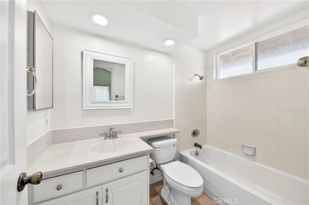 11 Milazzo, Irvine CA 92620 - Photo 34