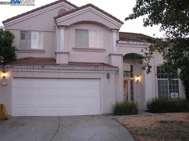 HAYWARD - Residential