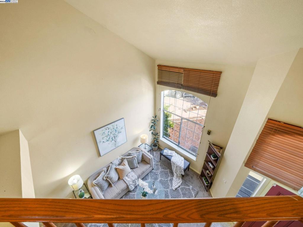 HAYWARD - Residential