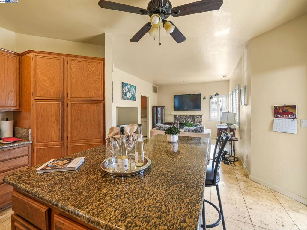 HAYWARD - Residential