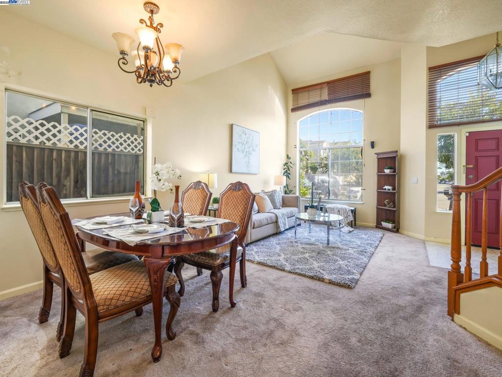 HAYWARD - Residential