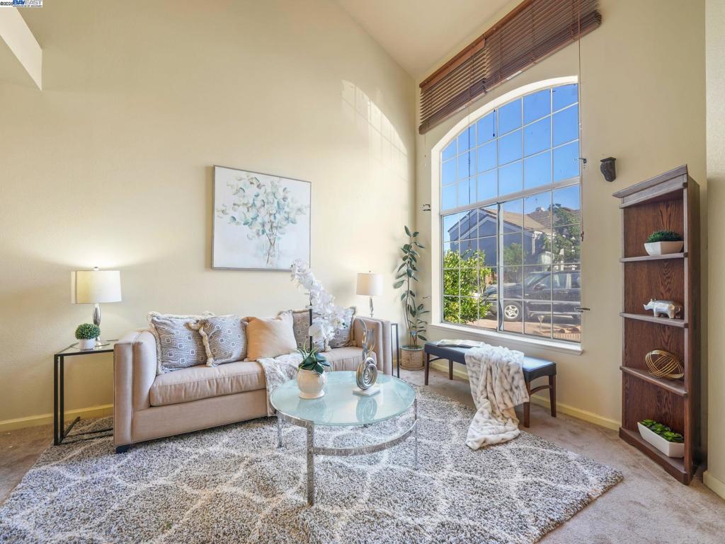 HAYWARD - Residential