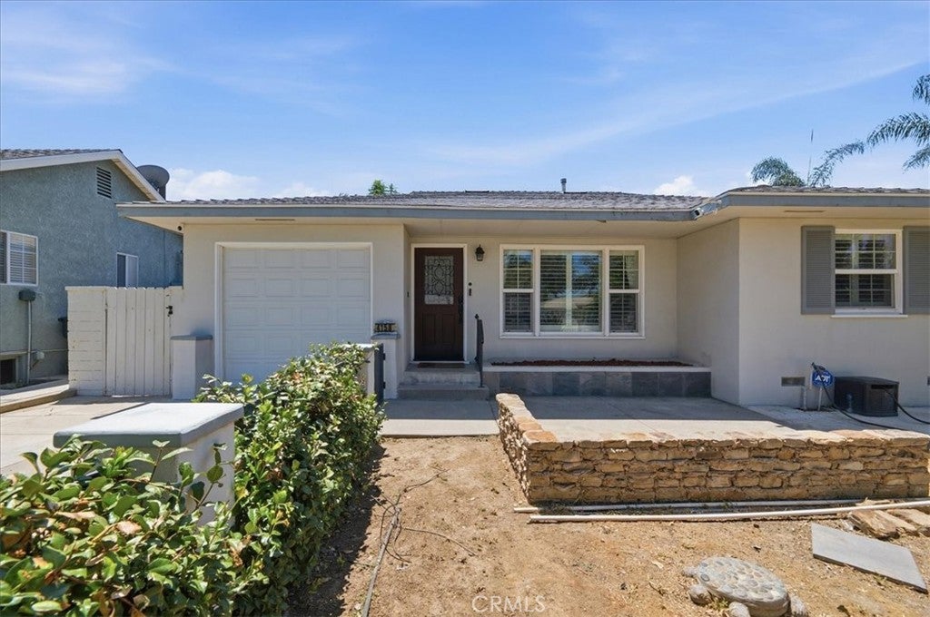 4158 Gardena Drive