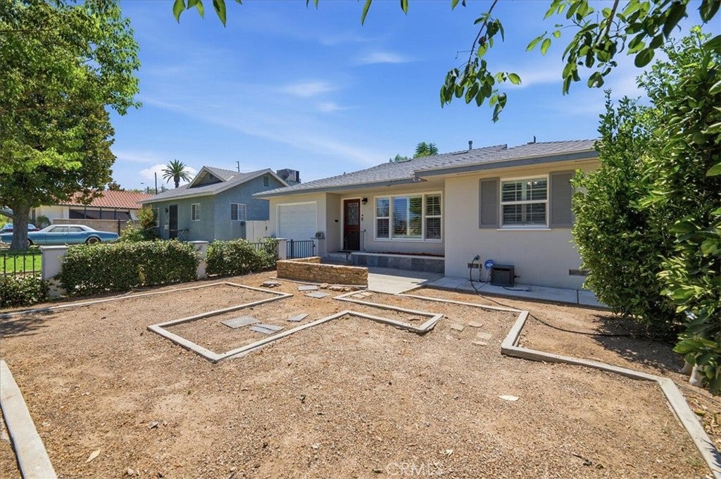 4158 Gardena Drive