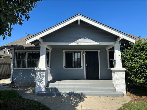 1073 Orizaba Avenue Long Beach CA 90804