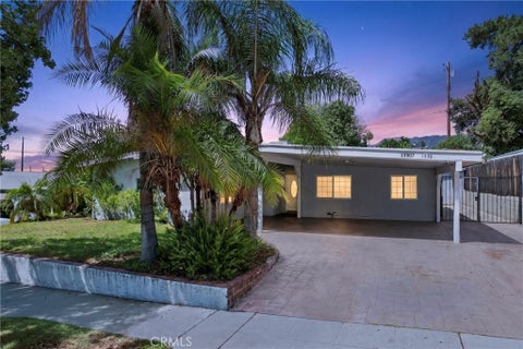 Photo of 13307 Sayre ST, Sylmar, CA 91342 (MLS # SR26157664)