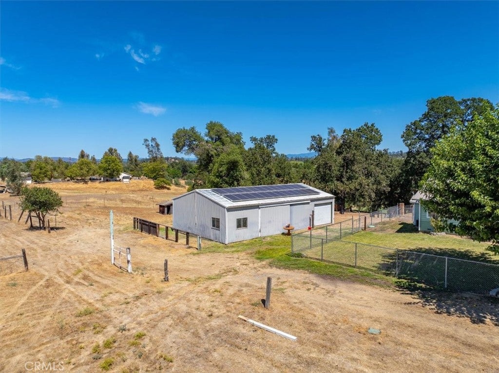 22132 Los Robles Way
