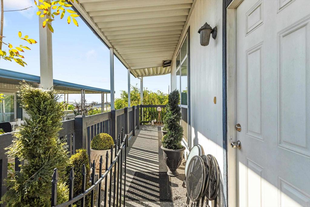 3535 Linda Vista Drive 6