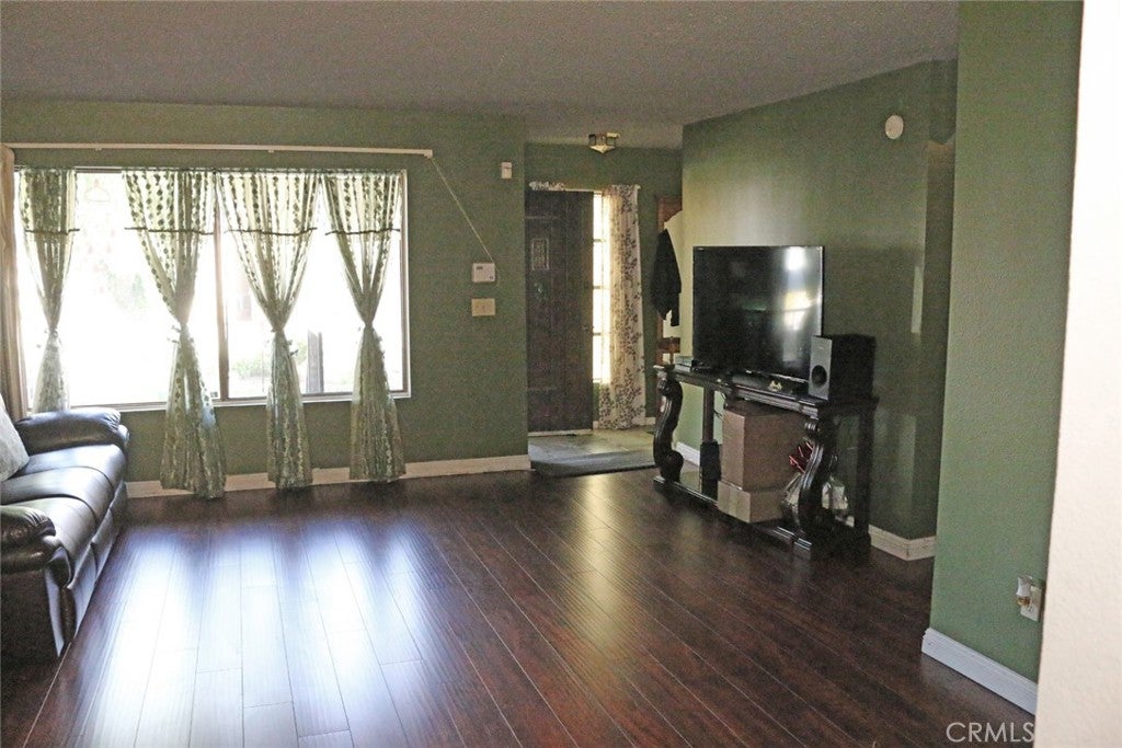 400 S Flower Street 41