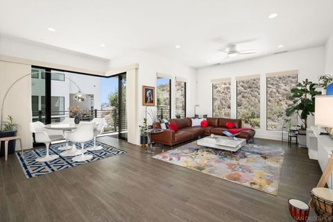 8363 Distinctive San Diego CA 92108