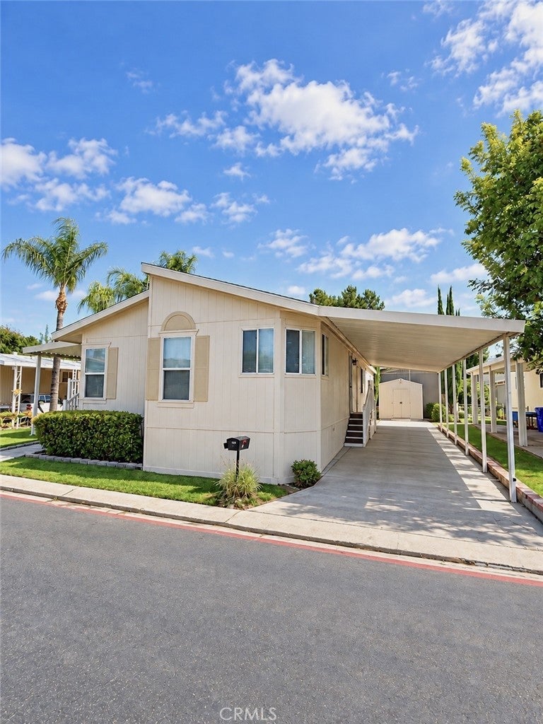 27361 Sierra Highway 119