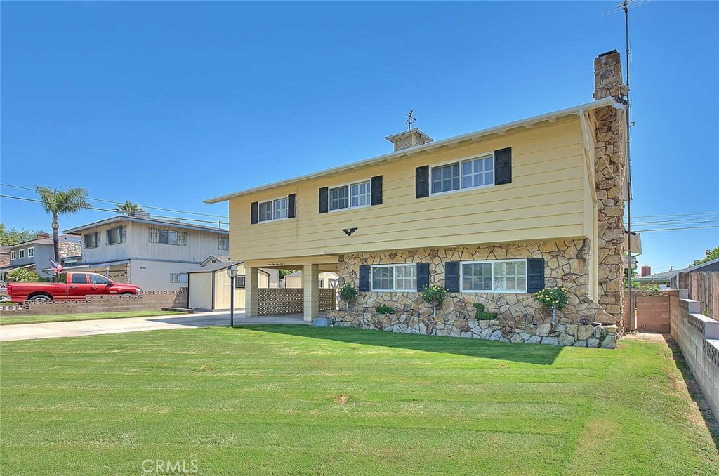9465 Palo Verde Avenue