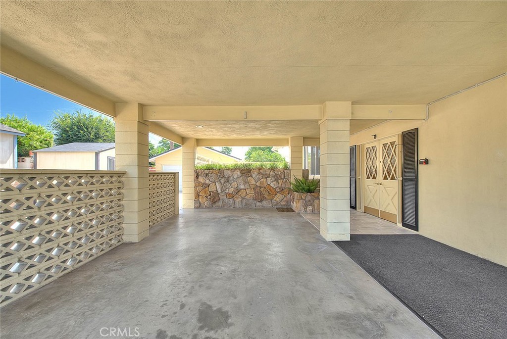 9465 Palo Verde Avenue