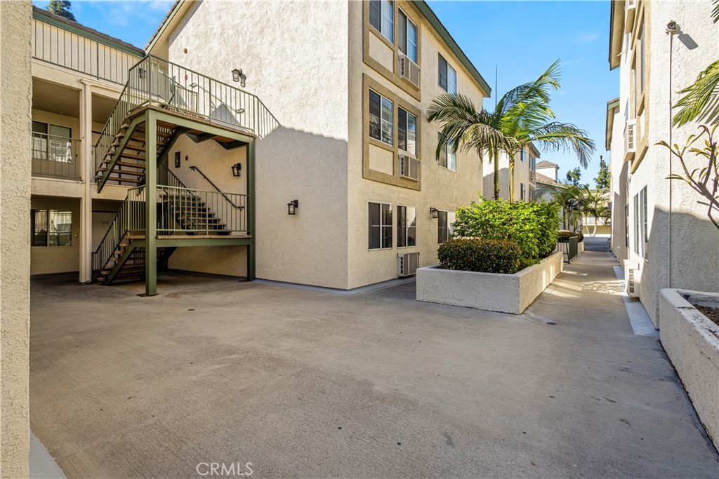 15000 Downey 337