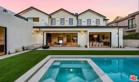 Photo of 4900 Valjean Avenue, Los Angeles, CA 91436 (MLS # 26863511)