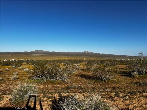 29 Pineridge Road Adelanto CA 92301