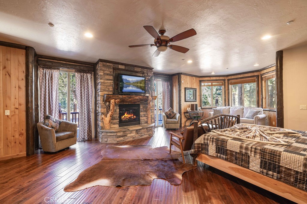 Big Bear City, California, 92314, United States, 4 Bedrooms Bedrooms, ,6 BathroomsBathrooms,Residential,Active,2023443
