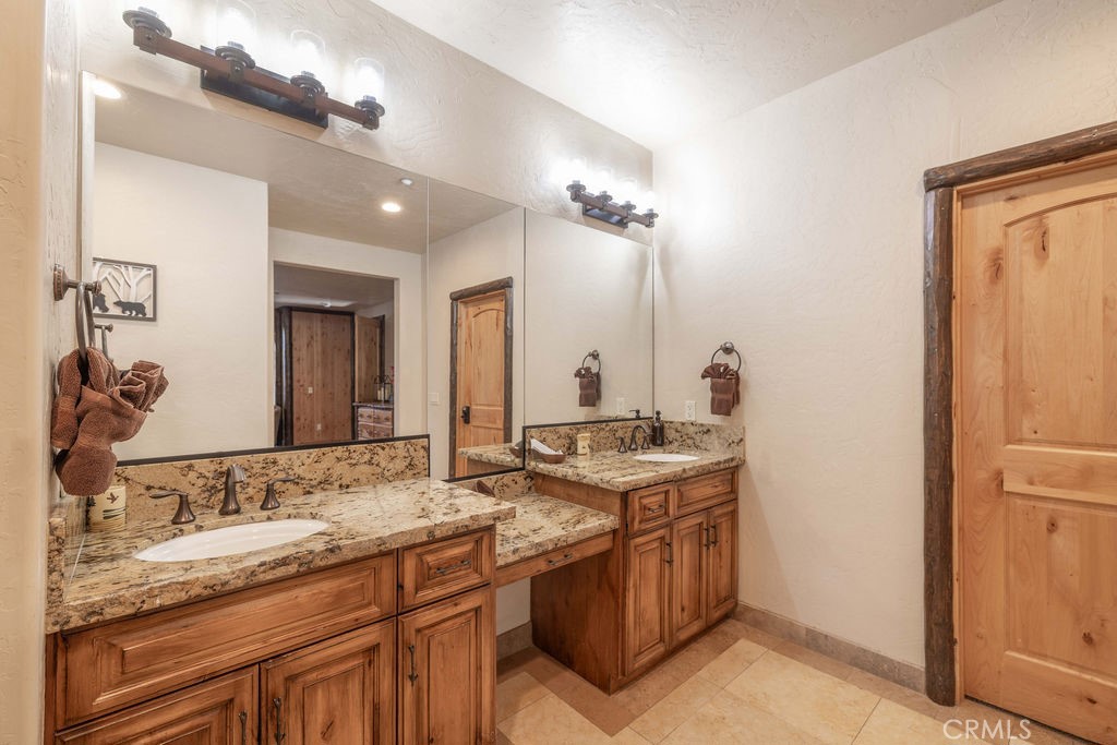 Big Bear City, California, 92314, United States, 4 Bedrooms Bedrooms, ,6 BathroomsBathrooms,Residential,Active,2023443