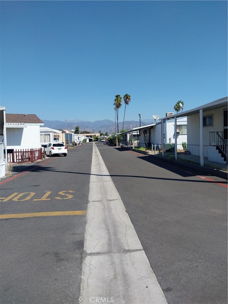 1045 N Azusa 128