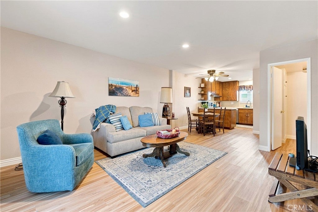 8095 KERR Green