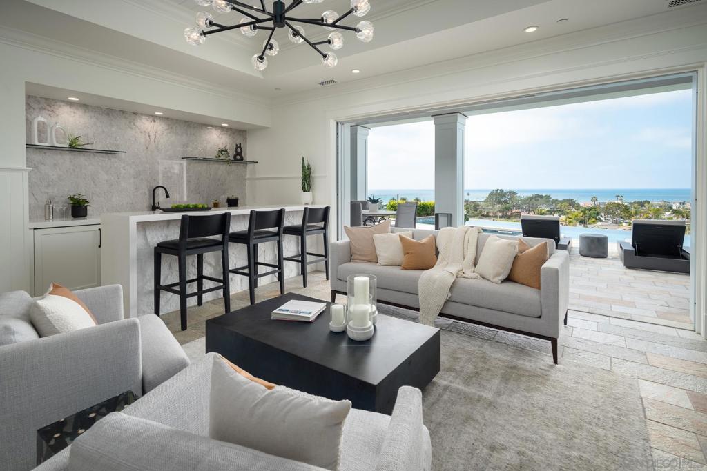 Del Mar - Residential