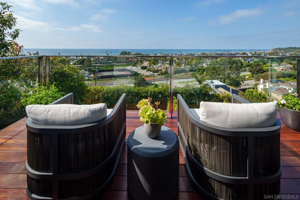 Del Mar - Residential